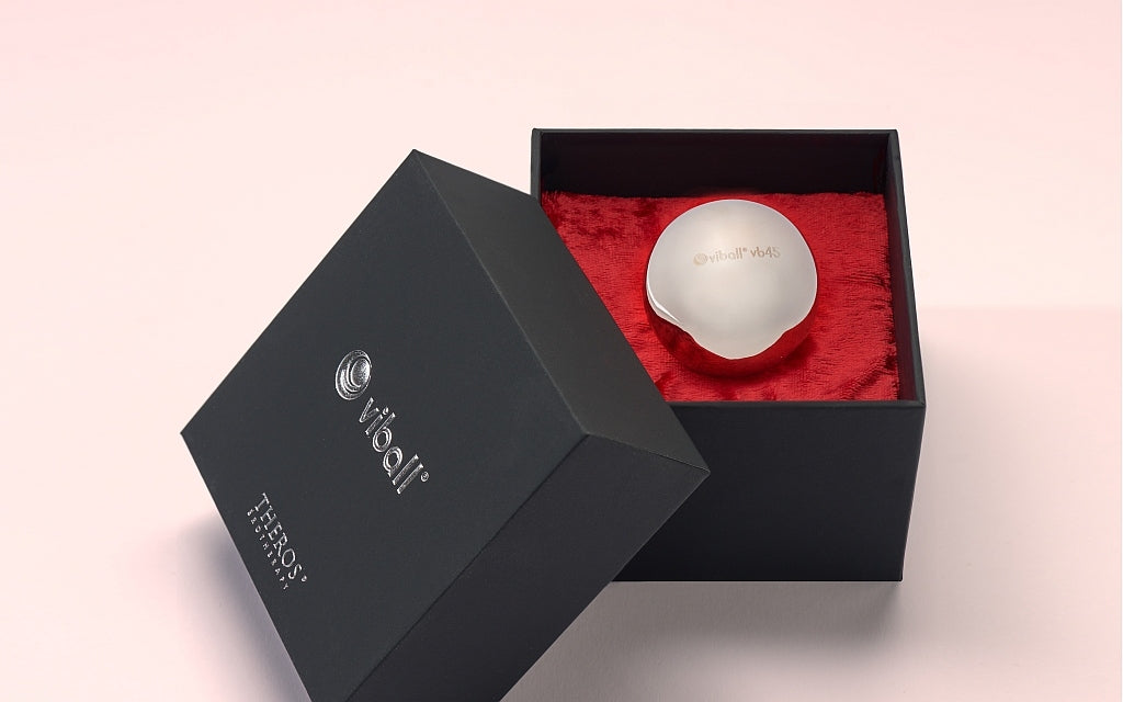 Schwarze Geschenkschachtel für Viball medizinische Liebeskugeln mit silbernen erhabenen Logos "Viball" und "Theros"