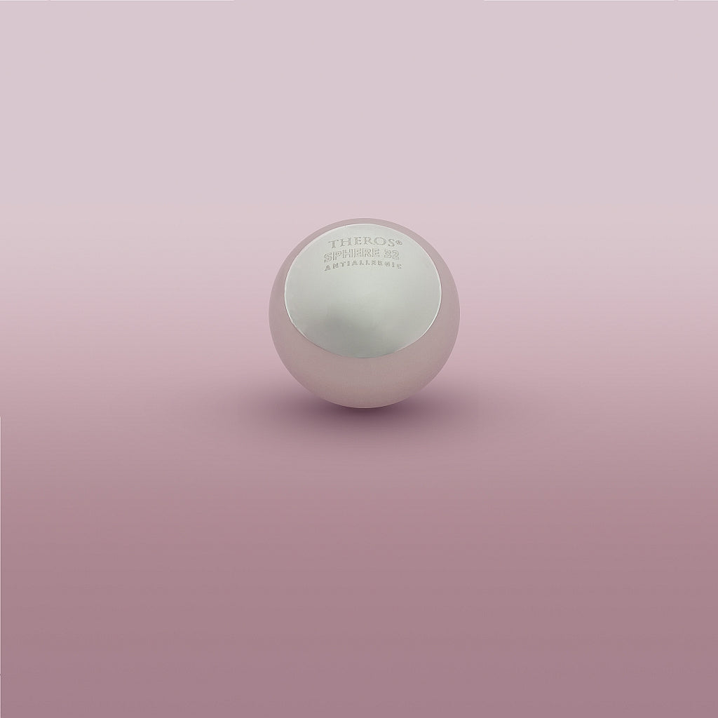 Bola de masaje Theros Sphere 32 para masaje prostático y perineal, para enroscar en ProstaSphere Theros® y YoniSphere Theros®. Vista: frontal.