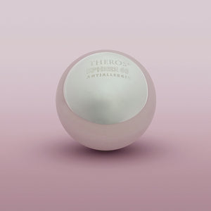 Boule de massage Theros Sphere 60 pour le massage de la prostate et du périnée, à visser sur ProstaSphere Theros® et YoniSphere Theros®. Vue : de face.