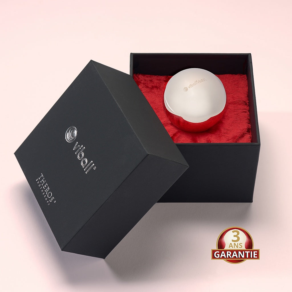 Viball VB50L : boule de Geisha médicale de 50 mm en acier inoxydable anti-allergique pour femmes et hommes dans une boîte noire sur velours rouge. Dispositif médical. Button: garantie 3 ans.